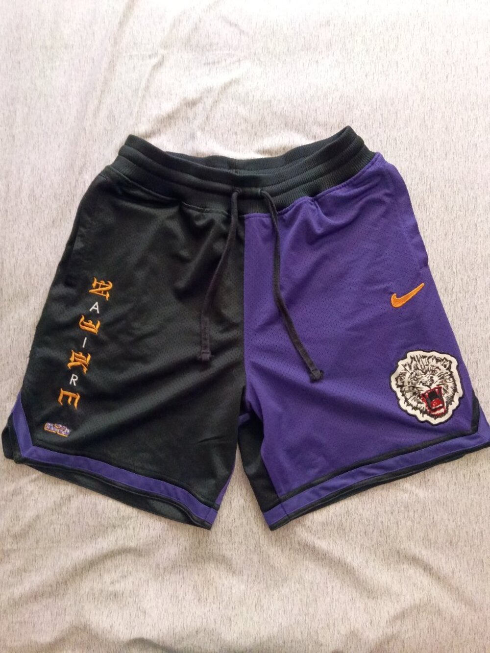 Nike x Atmos x Lebron James Dri-Fit Hunt or be Hunted Shorts Size XL